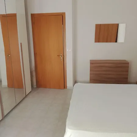 Sun And Sea Vacations Apartment